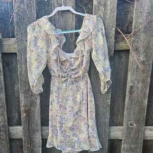 ASTR The Label  Floral Ruffle Backout Dress Sz M